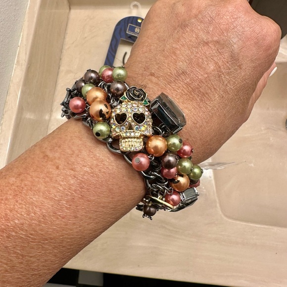 Betsey Johnson house of Harlow bundle all new signed in black 4 items + bonus. - Picture 3 of 7